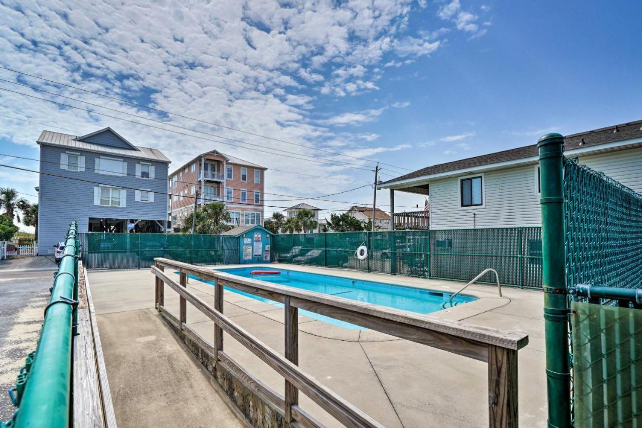 Condo With Balcony And Pool Walk To 2 Beach Accesses! Carolina Beach Kültér fotó